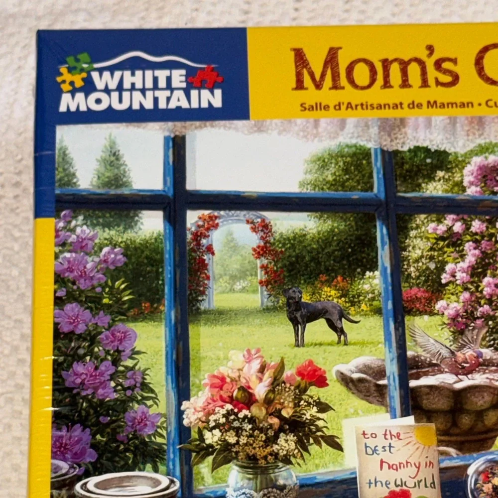 White Mountain Mom's‎ Craft Room Puzzle - Vibrant Colors 1000 piece NEW